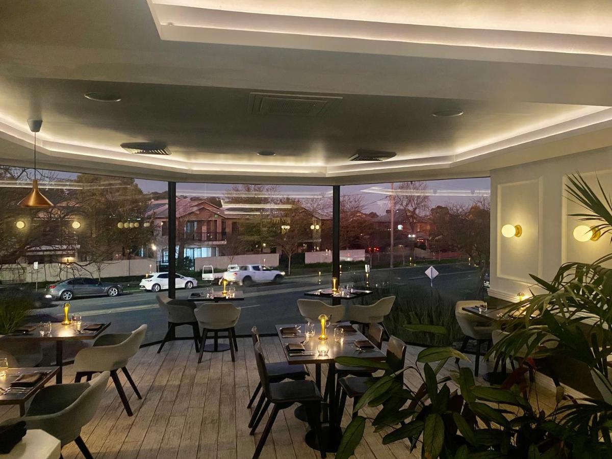 The Charles Hotell Wagga Wagga Exteriör bild