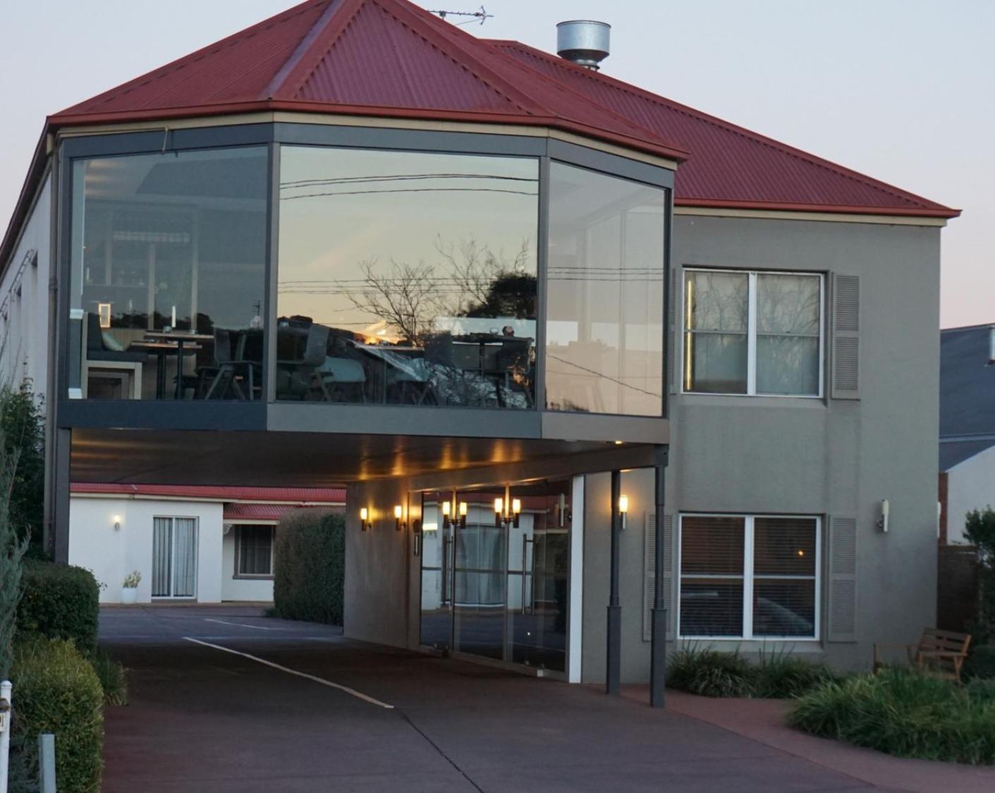 The Charles Hotell Wagga Wagga Exteriör bild